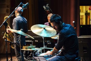 michele morari in concerto con blue moka and fabrizio bosso. teatro ruggeri guastalla. con michele bianchi, emiliano vernizzi, alberto gurrisi.